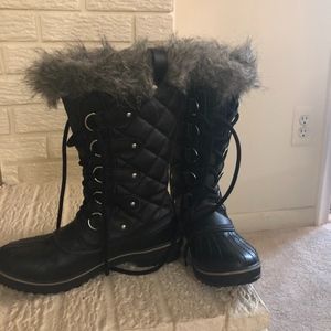Sorel Tofino - Women's Boots